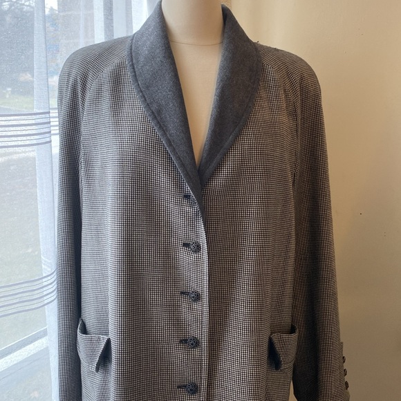 Valentino wool knee length coat - Picture 4 of 10